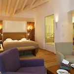 Hotel Le Mirabeau & 4*