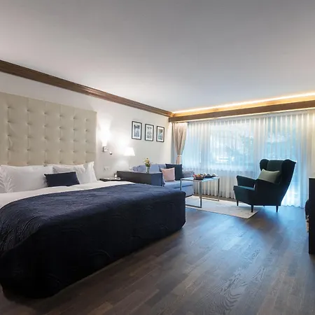 Le Mirabeau & Hotel 4*