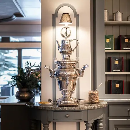 酒店 Le Mirabeau & 4*