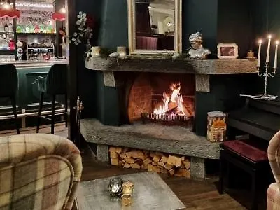 Le Mirabeau & Hotel 4*