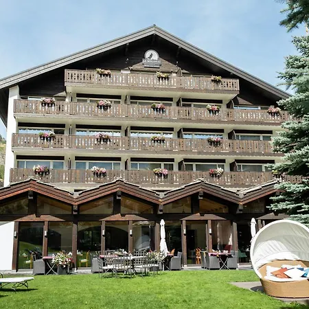 Hotel Le Mirabeau & 4*