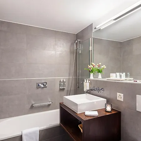 Szálloda Le Mirabeau & 4*