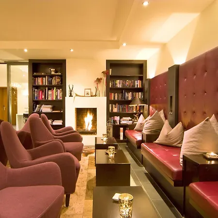 Hotell Le Mirabeau & 4*