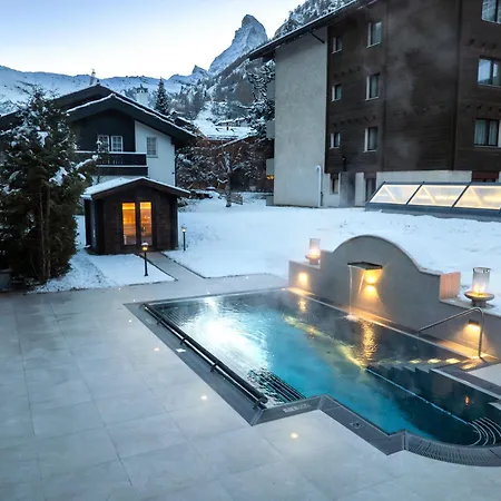 Le Mirabeau & Hotel