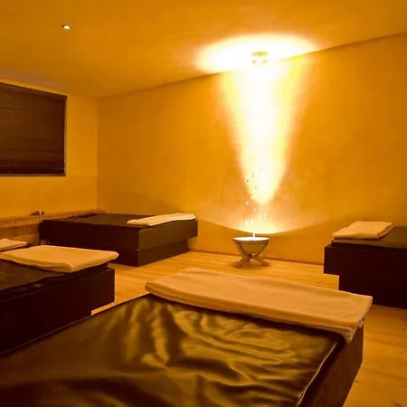 Szálloda Le Mirabeau & 4*