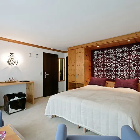 Le Mirabeau & Hotel 4*