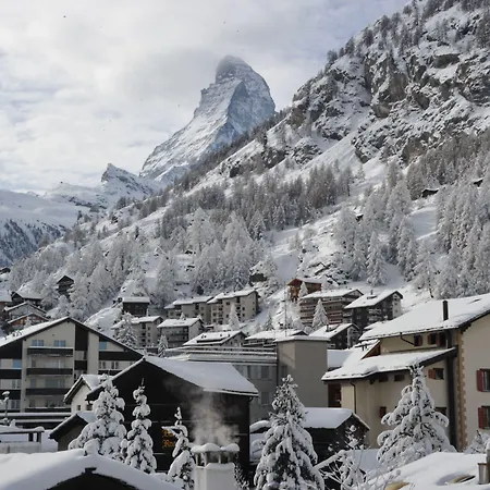 Le Mirabeau & Hotel 4*