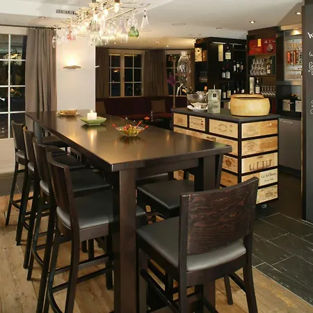 Le Mirabeau & Szálloda 4*